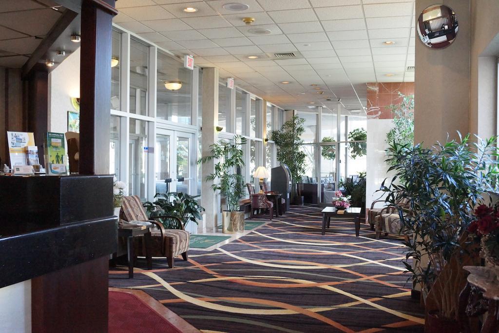 Quality Inn & Conference Center Maple Shade Exterior foto